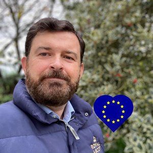 Meet your Posher, Anthony